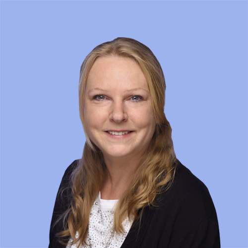 Bettina Knier